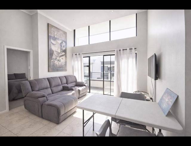 2 BEDROOM APARTMENT FOR SALE IN UMHLANGA RIDGE